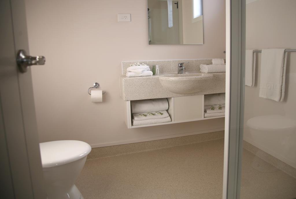 Masonic 3* Waitara