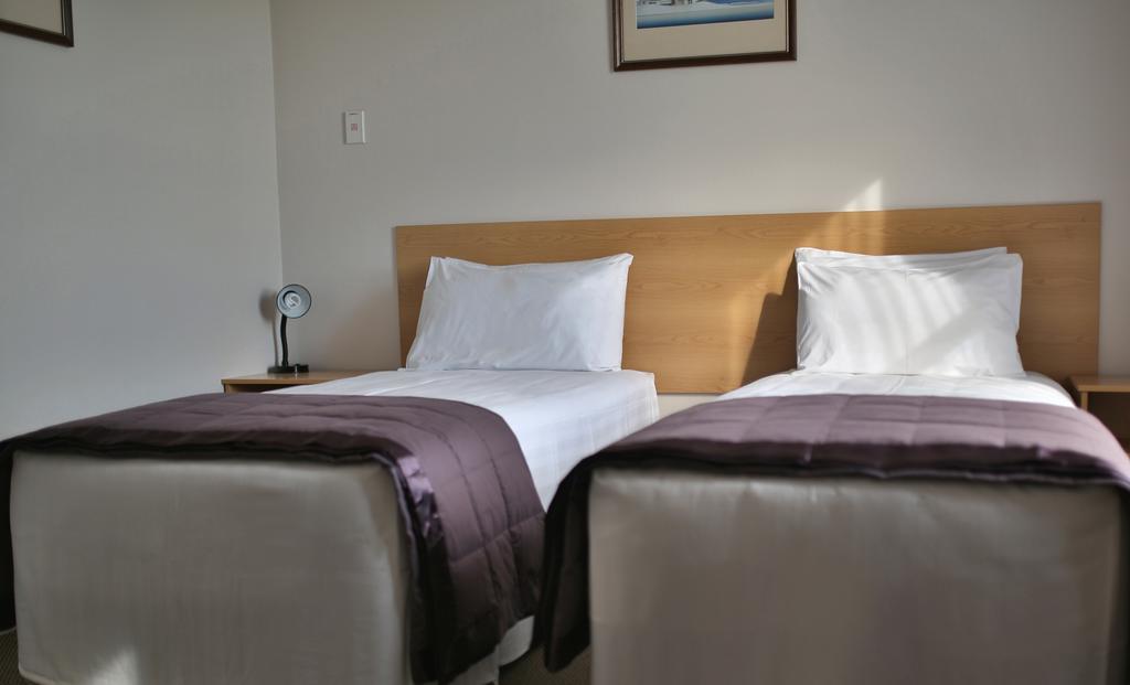 Masonic 3* Waitara