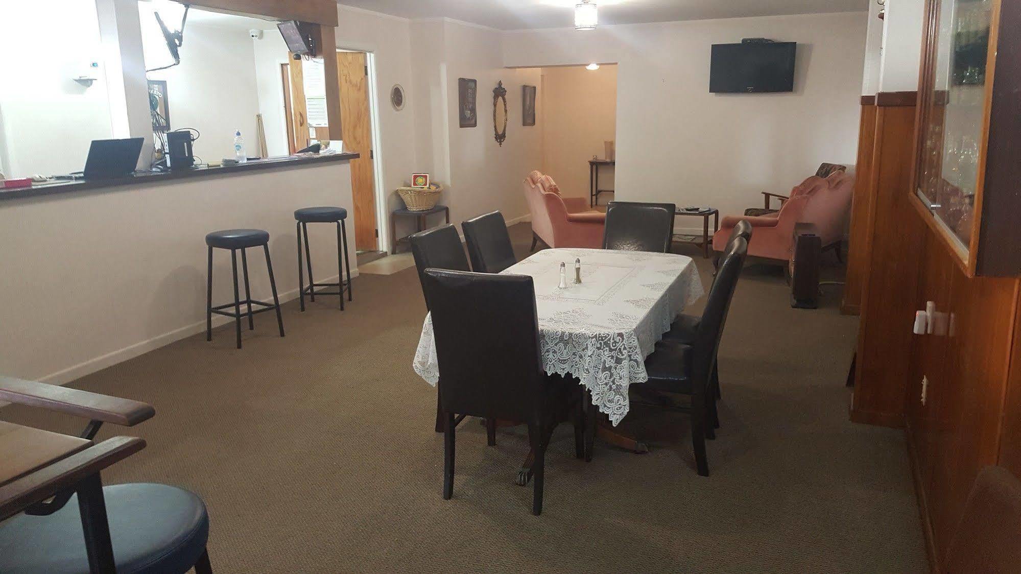 Hotel Masonic Waitara